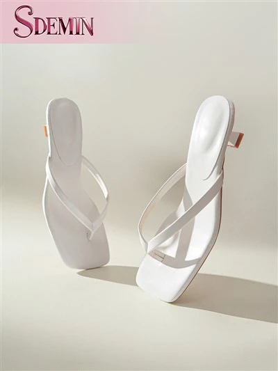 Sapatos deslizantes com salto